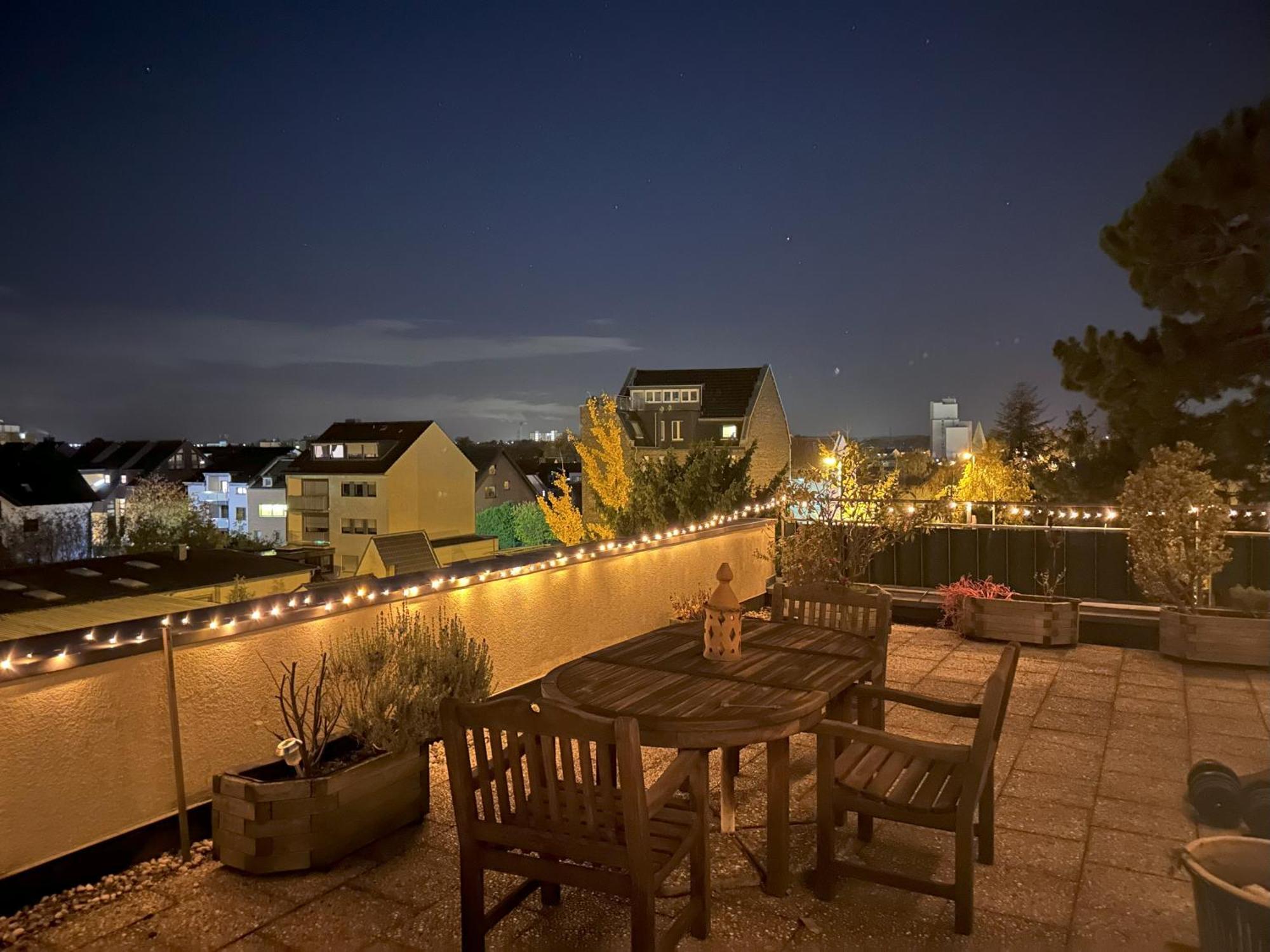 Village Vista Penthouse ヴェッセリンク エクステリア 写真